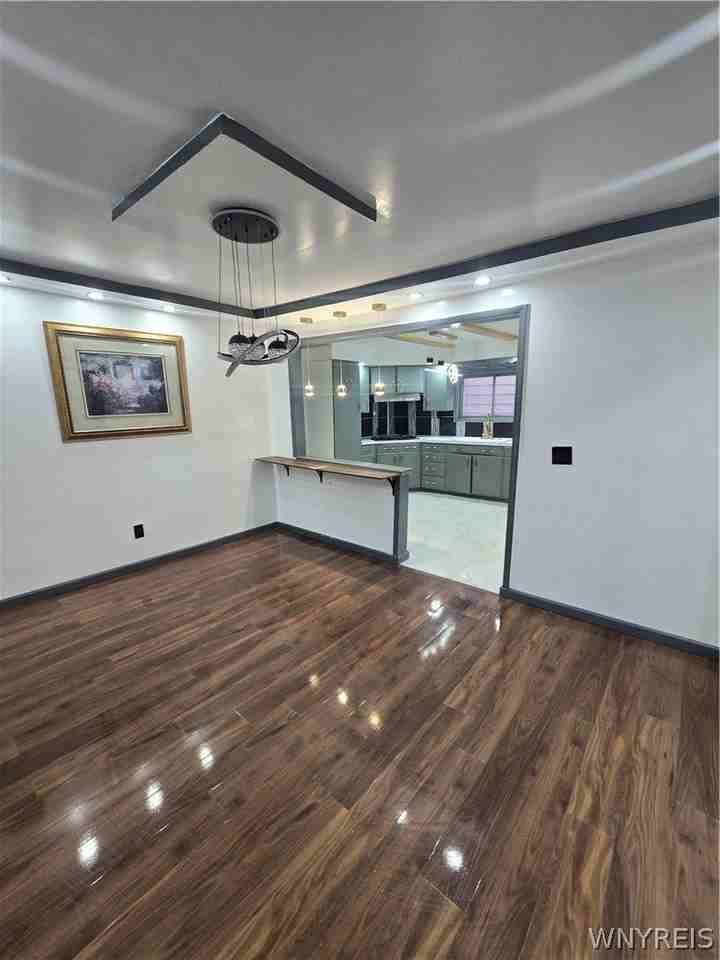 111 Woodell Ave - Photo 4 of 9