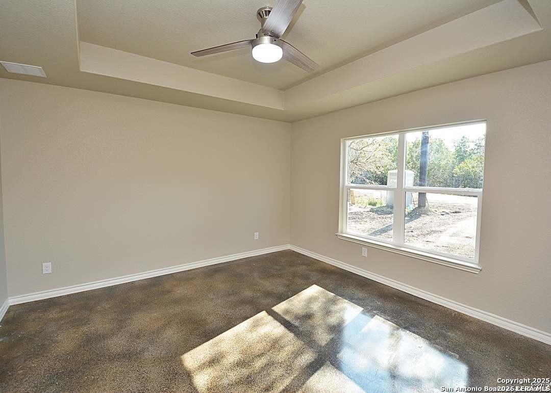 247 Remington Rd - Photo 5 of 16