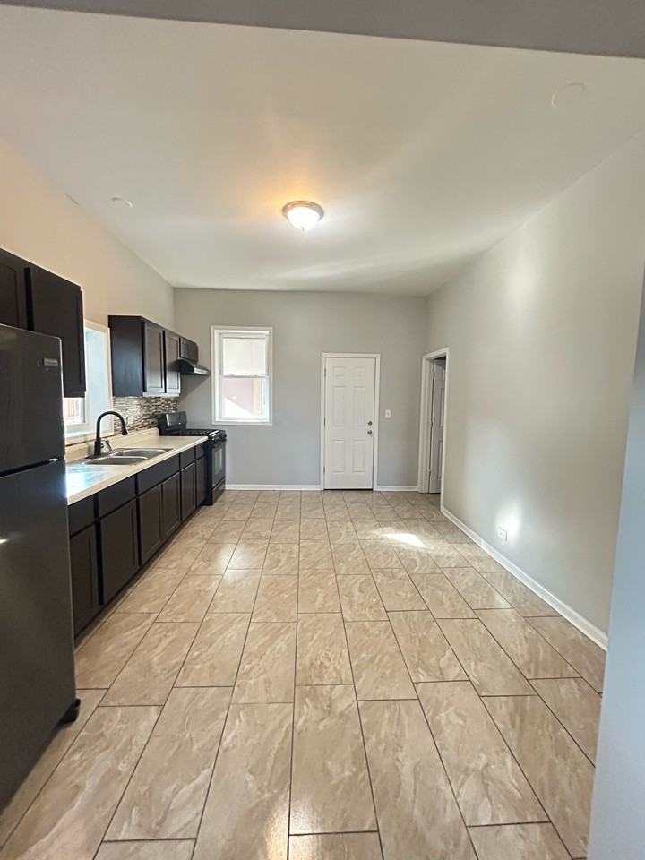 9016 S Houston Ave #1 - Photo 4 of 12