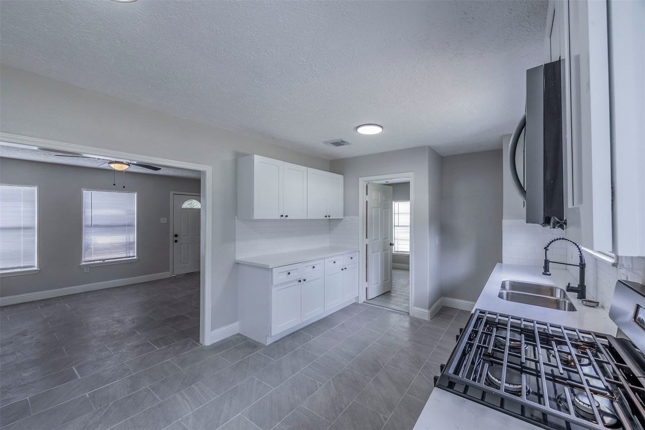 5007 Northridge Dr - Photo 7 of 25