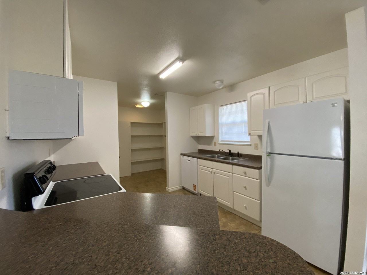 119 S Smith St Unit B #B - Photo 3 of 10