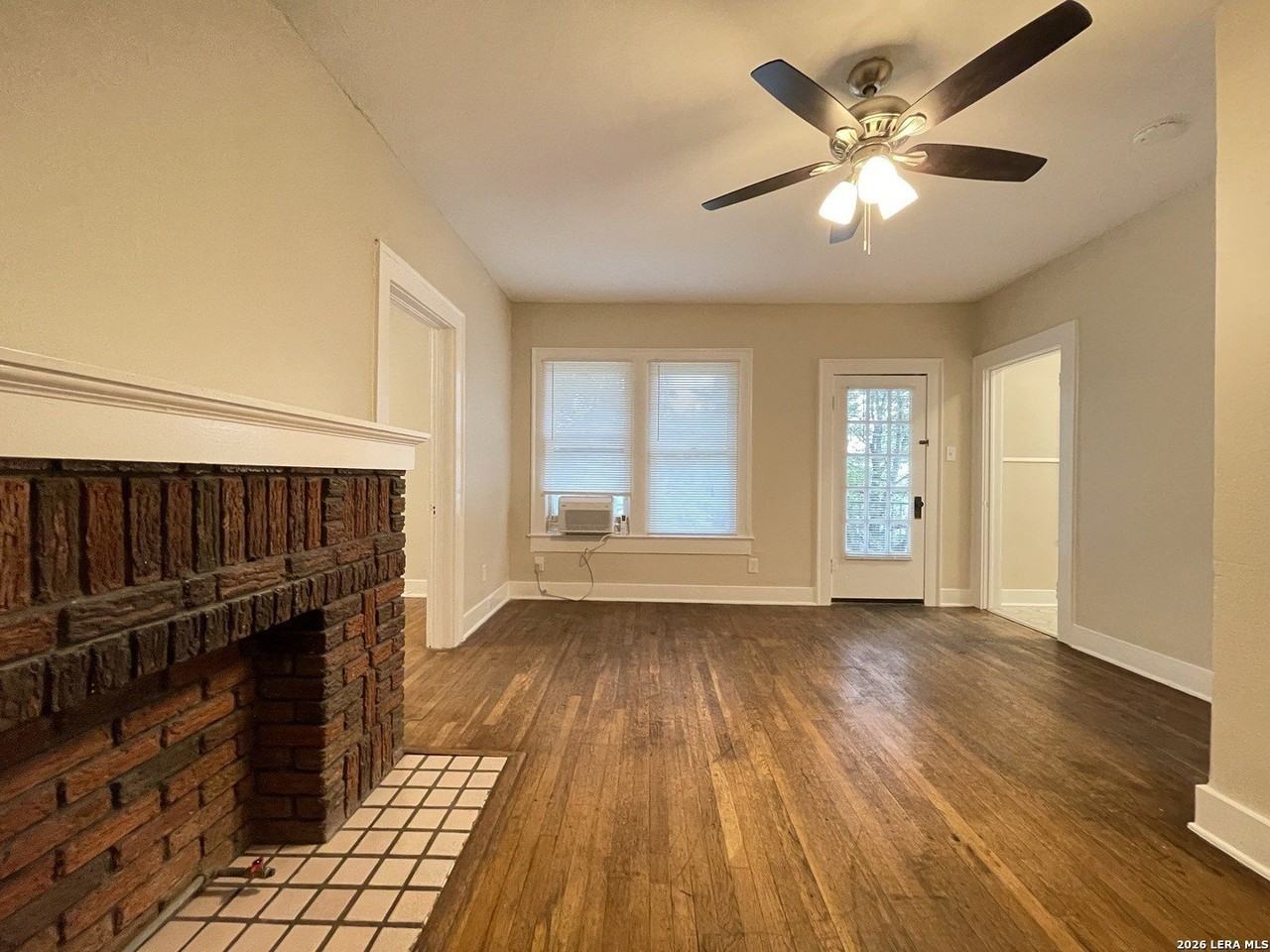 803 W Rosewood Ave Apt 2 #2 - Photo 2 of 8