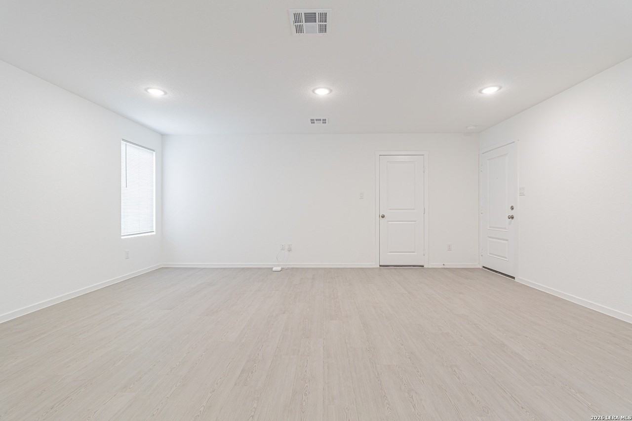 3726 Glade Crk - Photo 4 of 30