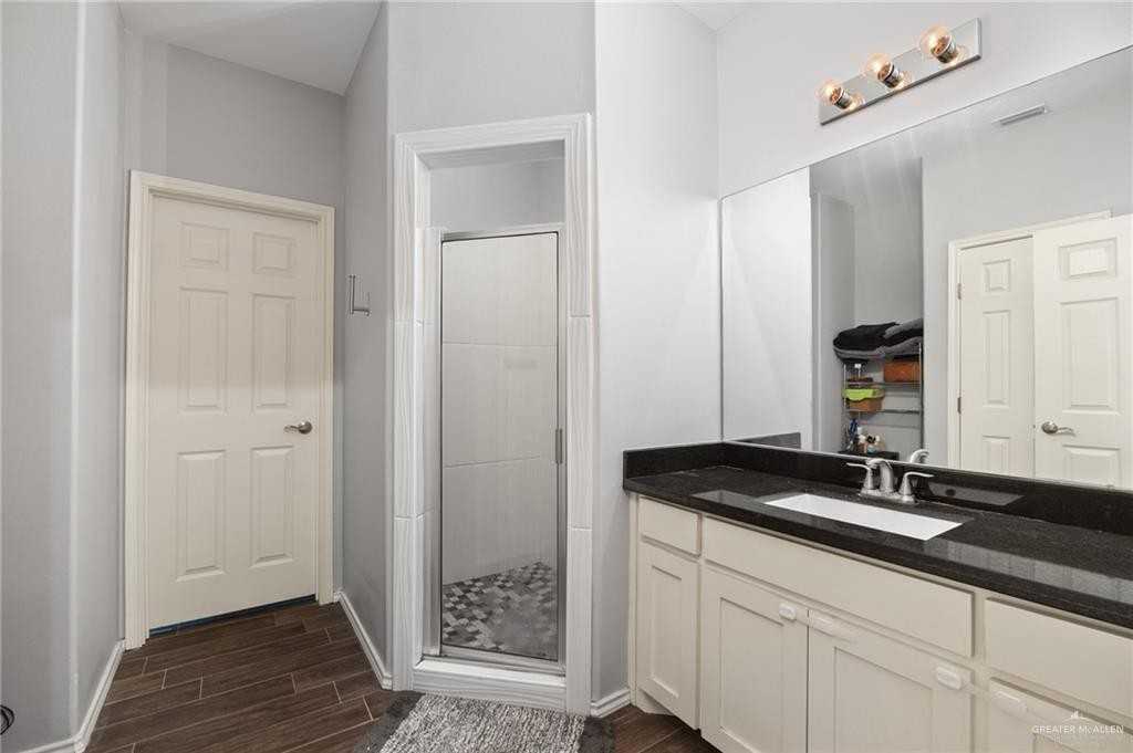 909 N Maryland St - Photo 7 of 17