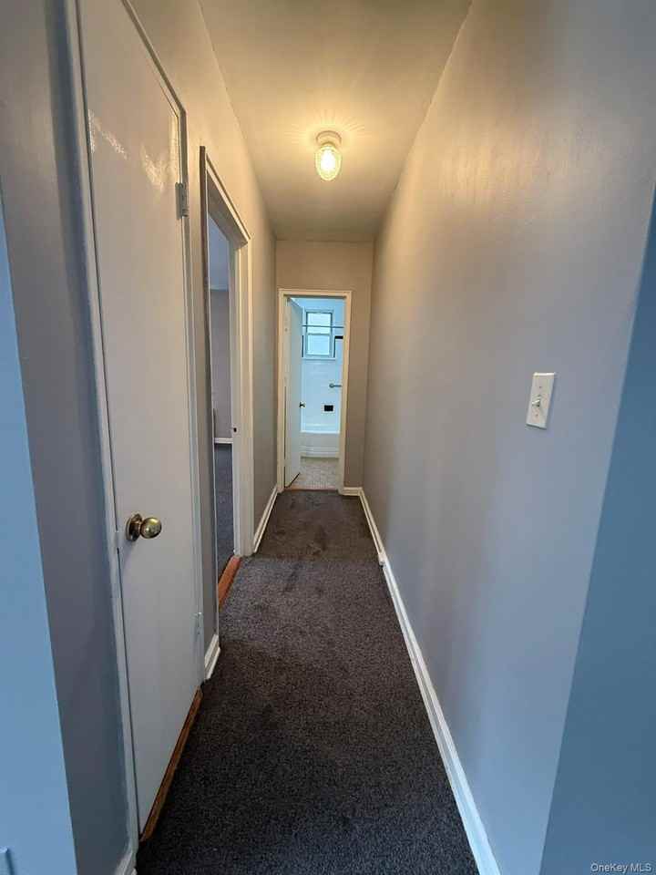 175 Bryant Cres - Photo 2 of 23