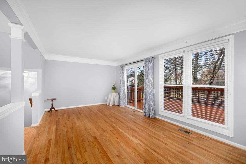 43861 Laburnum Sq - Photo 7 of 25