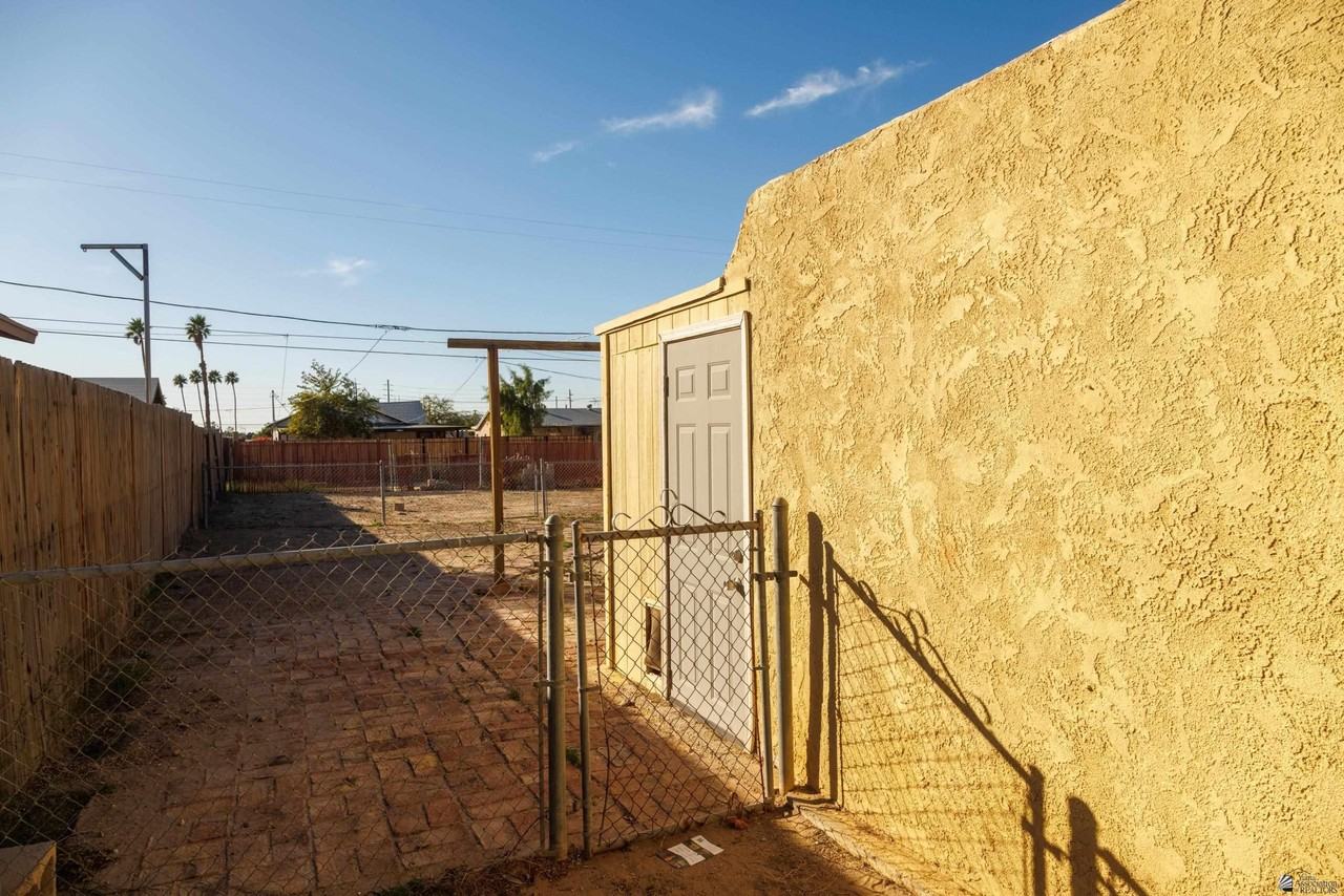 1014 S 8th Ave - Photo 4 of 23