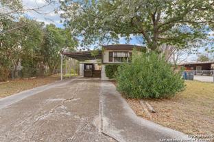 1506 Honeysuckle Ln - Photo 1 of 1