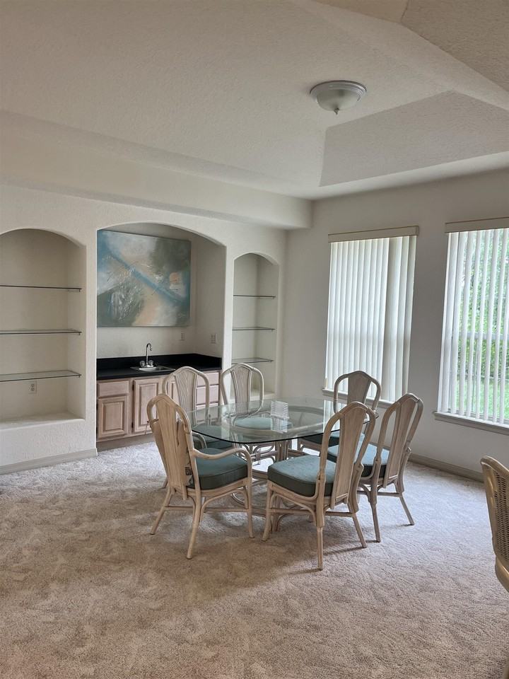 6773 Veronica Ct - Photo 4 of 15