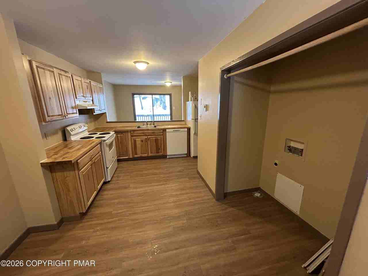 234 Sedburgh Ct - Photo 2 of 16