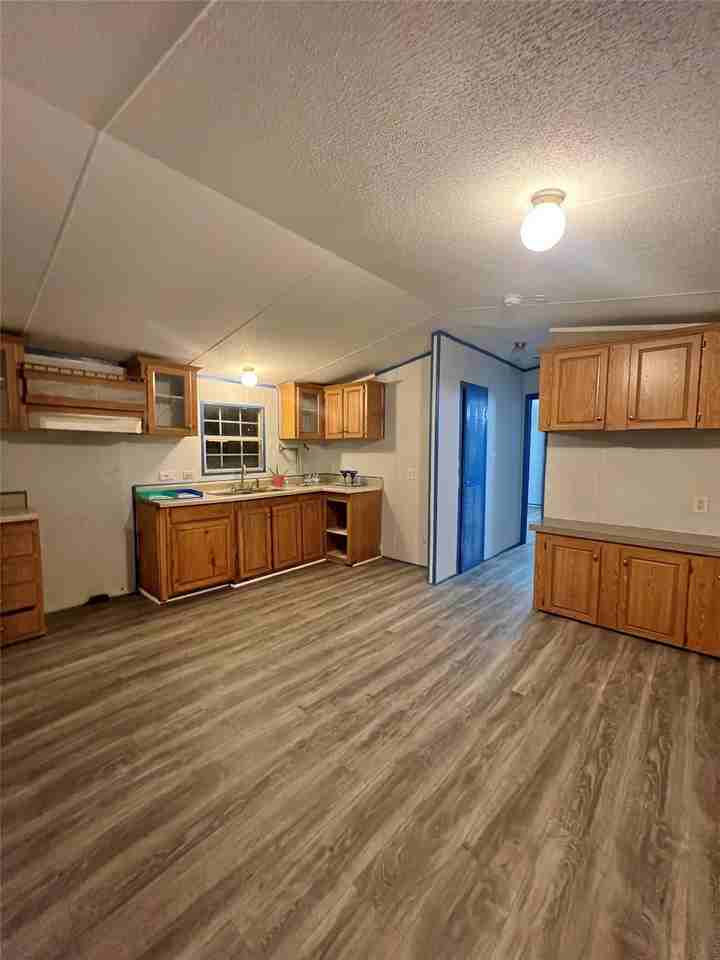 2525 Oyster Creek Bnd - Photo 2 of 12