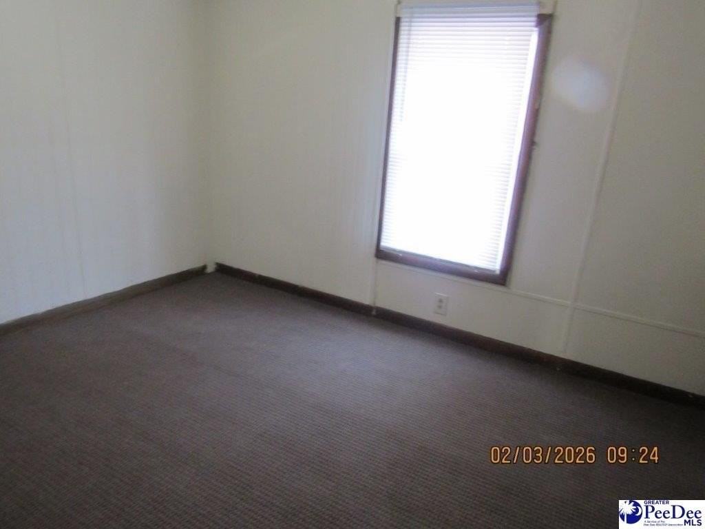 1017 Point View Dr - Photo 2 of 7