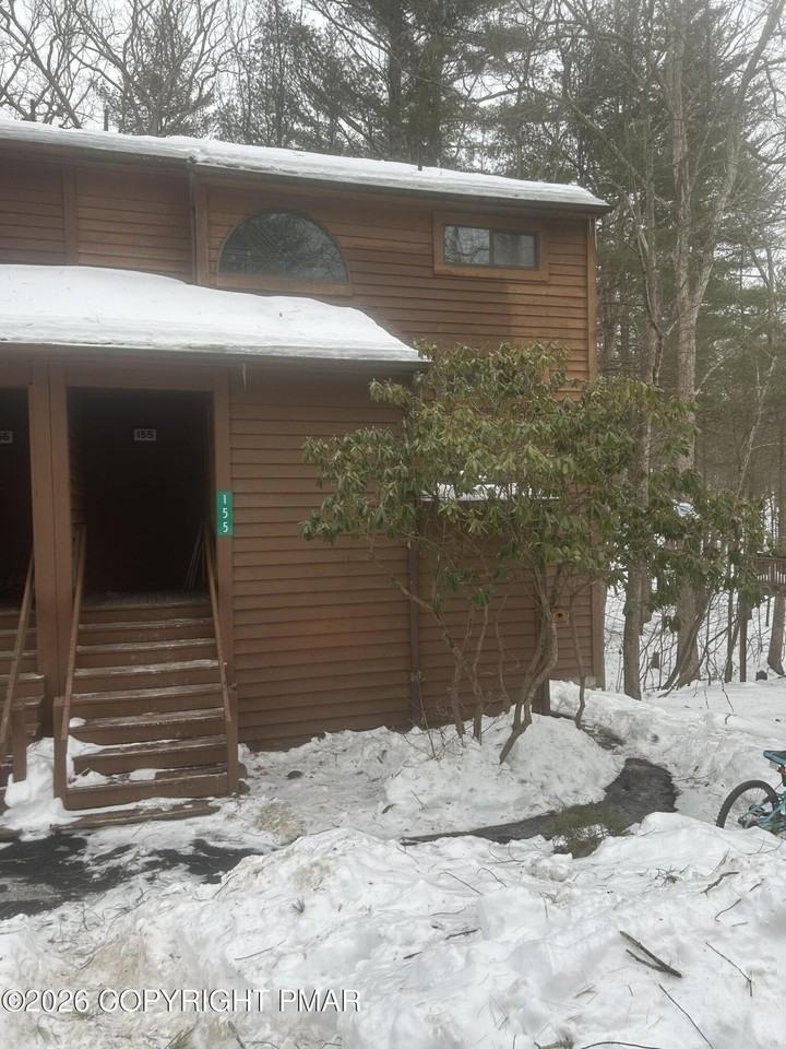 155 Stream Ct
