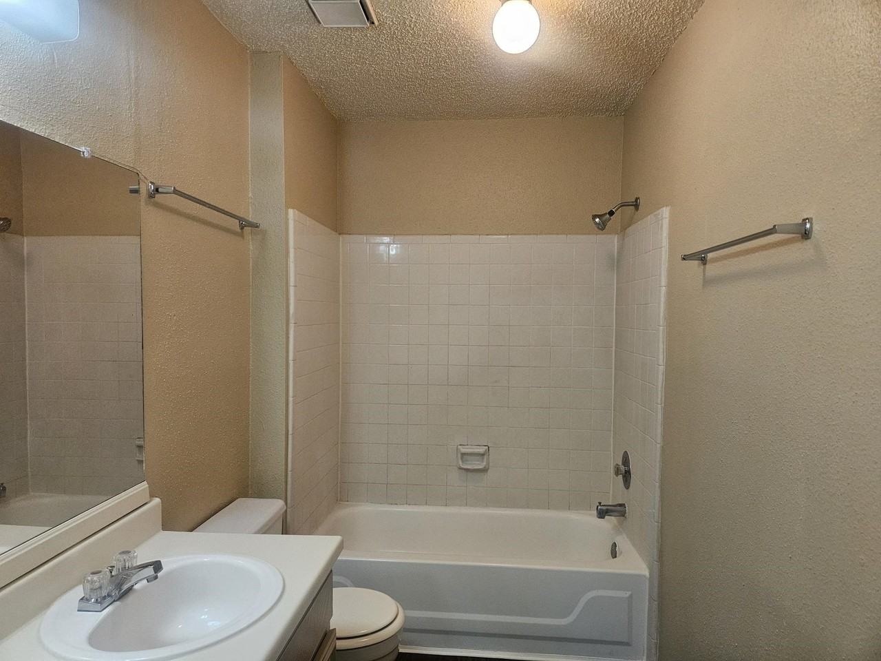 2257 Millstone Dr Units 2208D, 2212D, 2222D Drive 56 - Photo 6 of 8