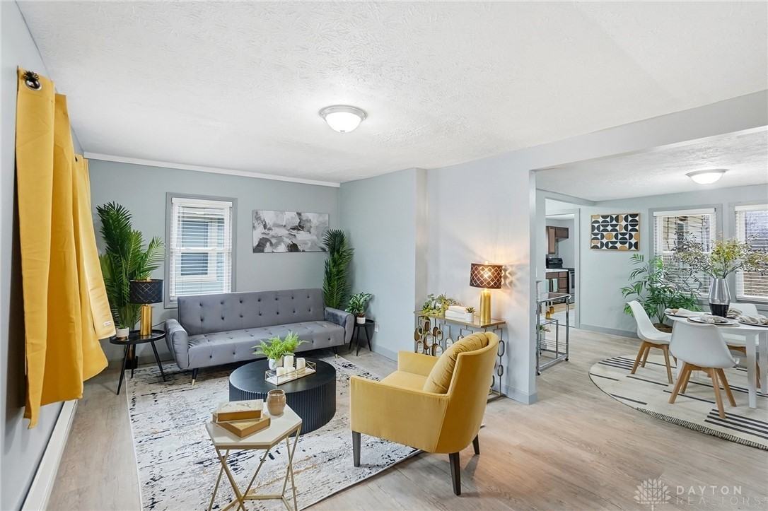 108 Oberlin Ave - Photo 4 of 16