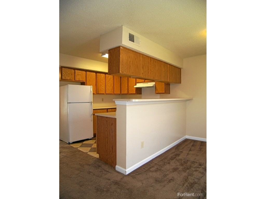 Richmond Place - Photo 3 of 19