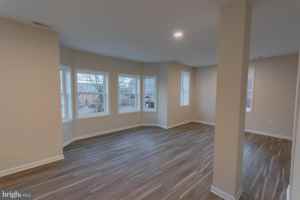 featured image of 215 W King St Apt B #Apt B