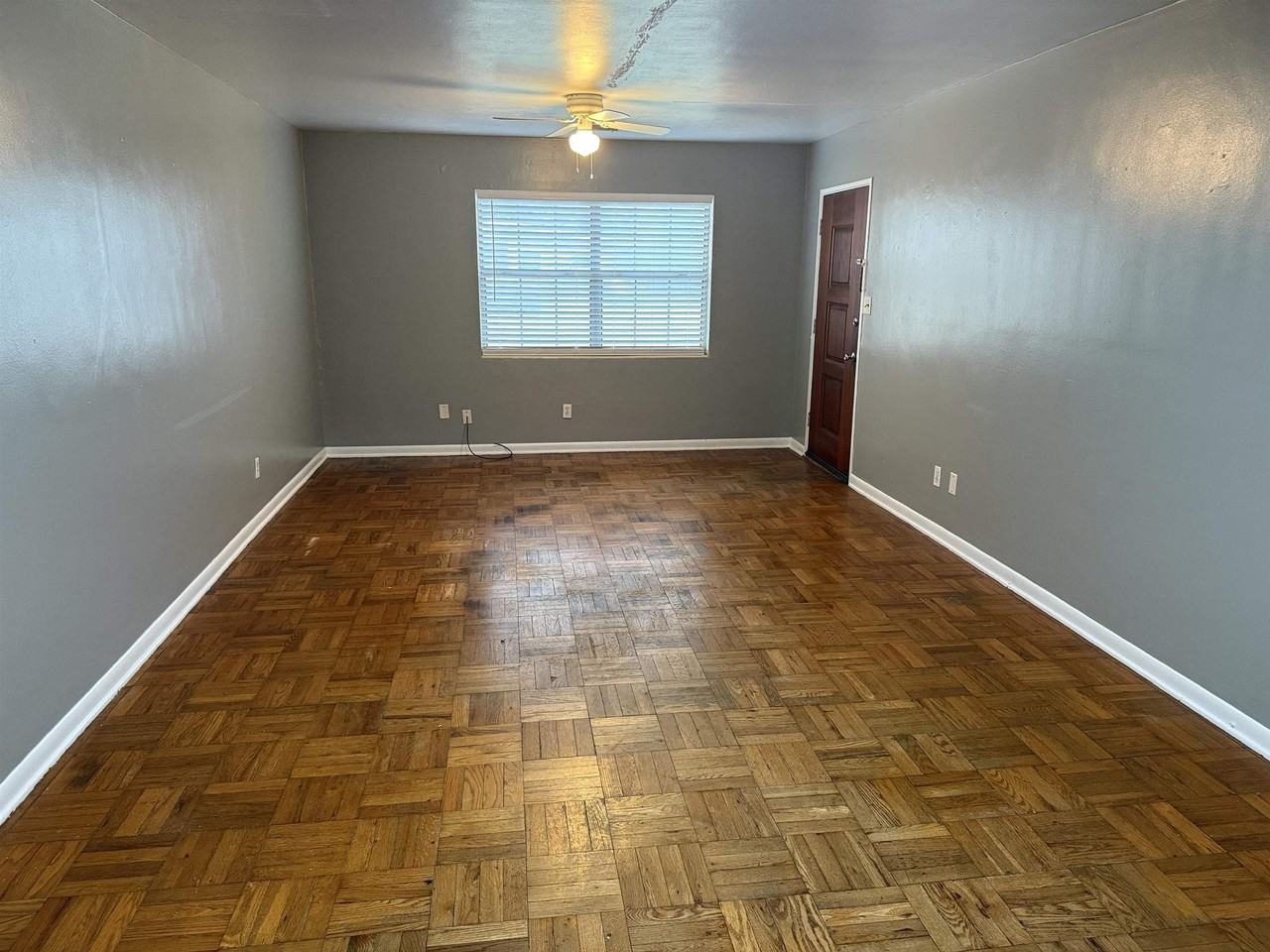 629 Stiles Ave - Photo 4 of 11