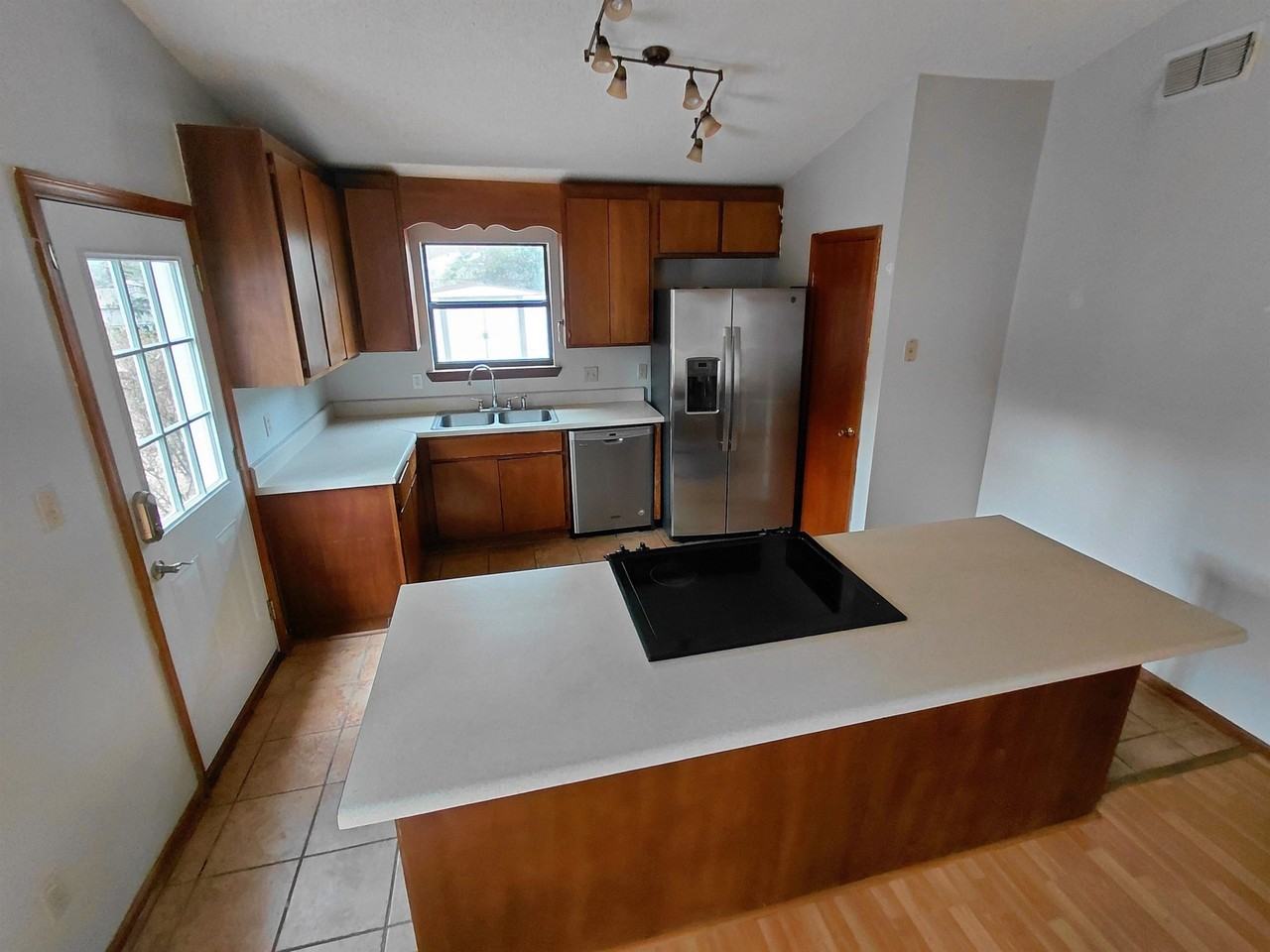 6700 Apollo Trl - Photo 4 of 12