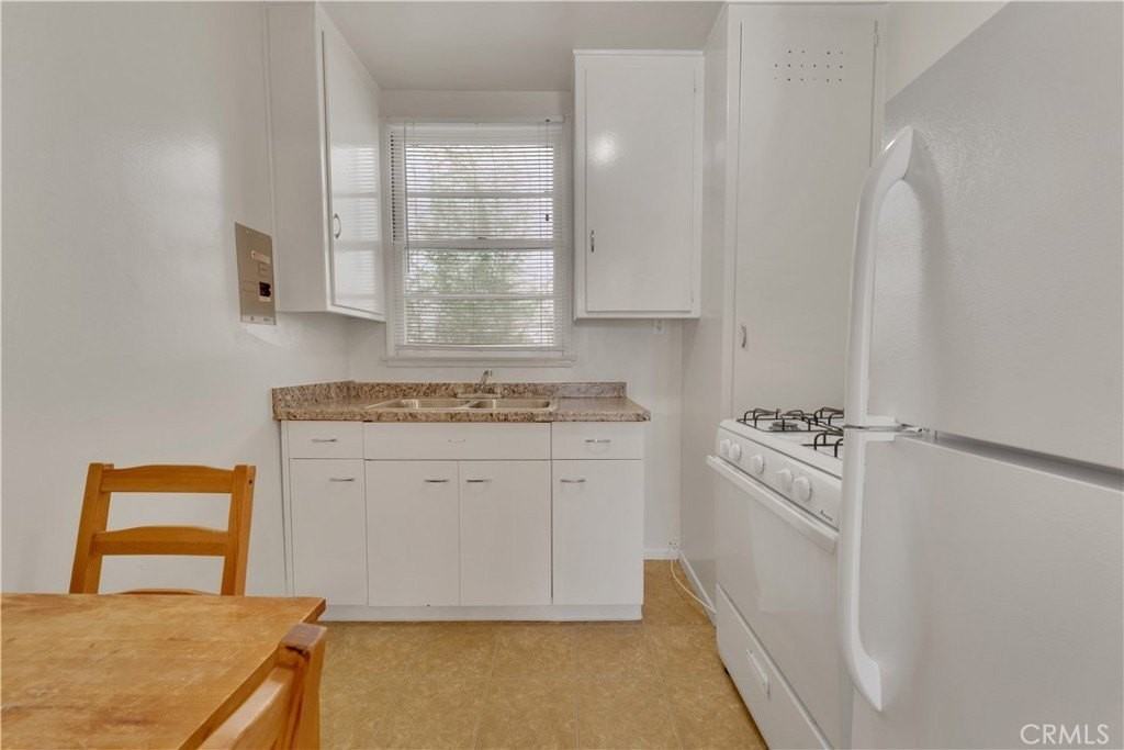 30 N 1st St - Photo 3 of 6