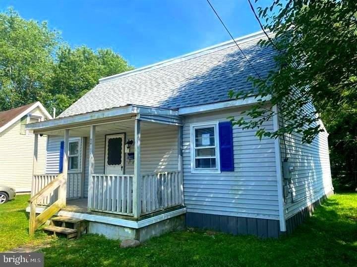 110 Washington St - Photo 2 of 12