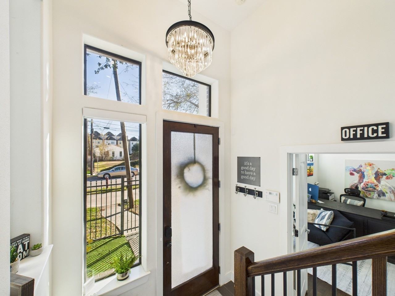 1404 Spring St - Photo 6 of 48