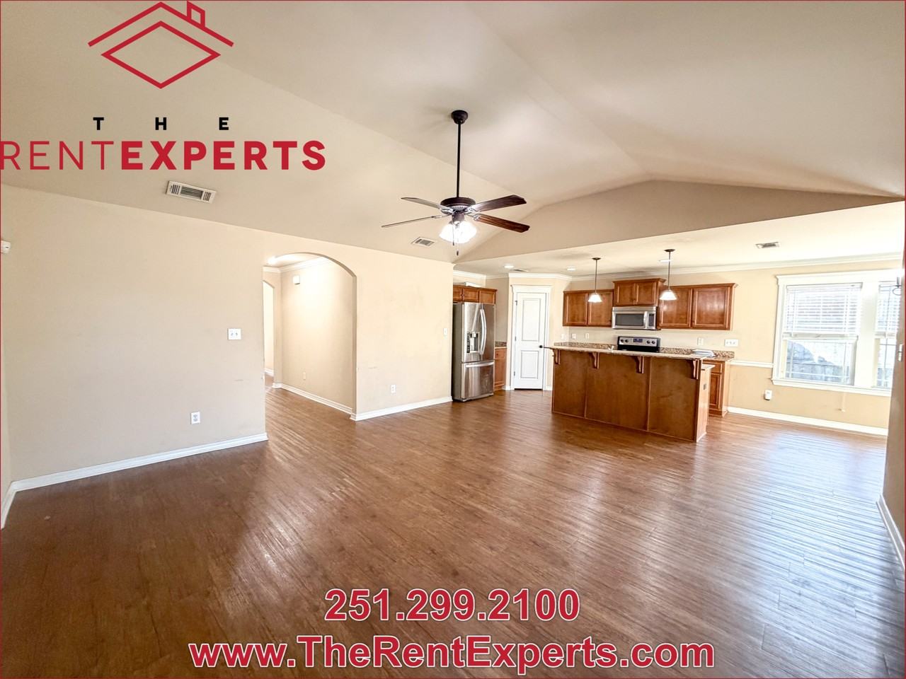 9638 Estate Dr #1 - Photo 6 of 32