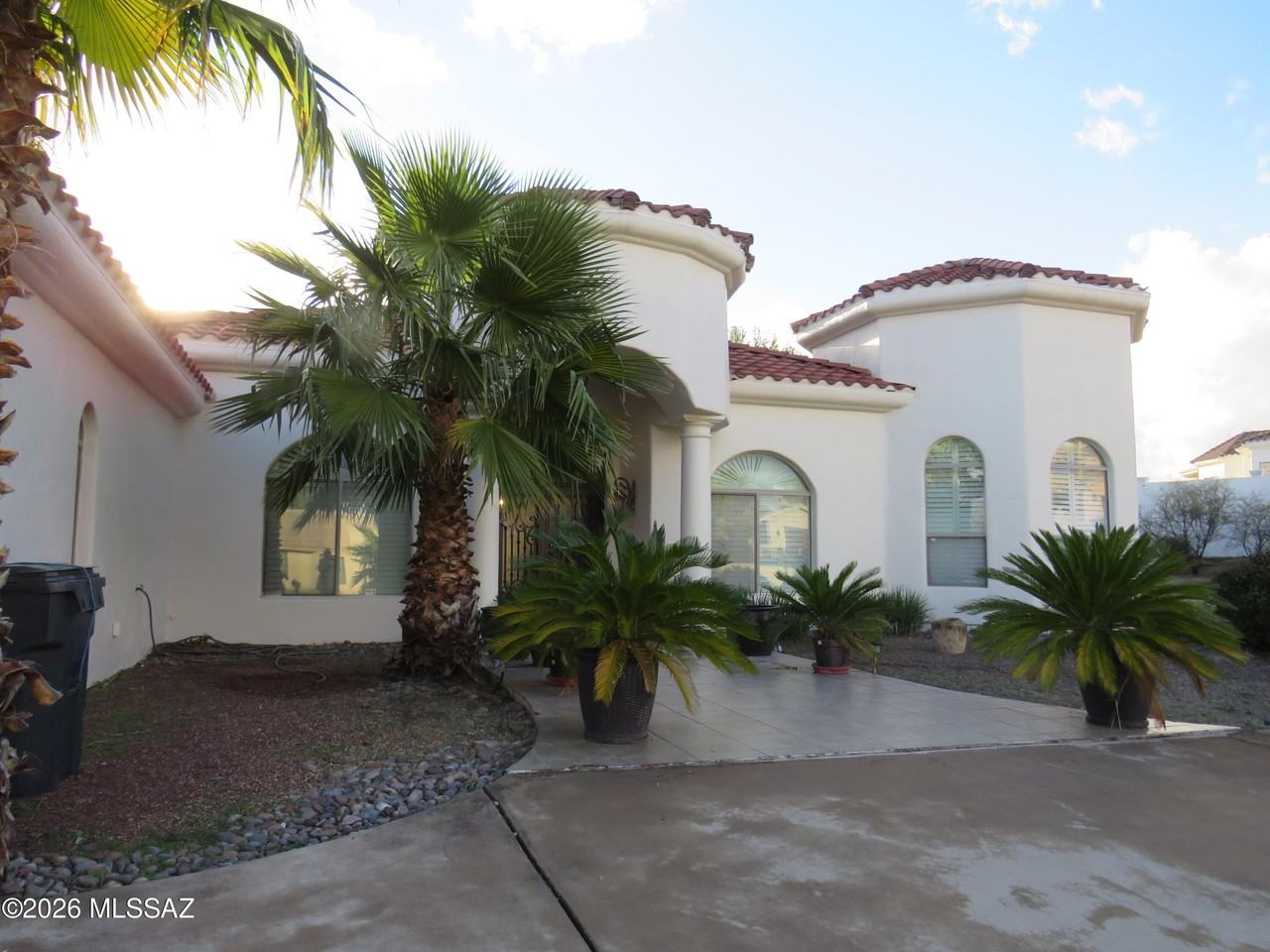 1806 W Sunset Dr - Photo 2 of 28