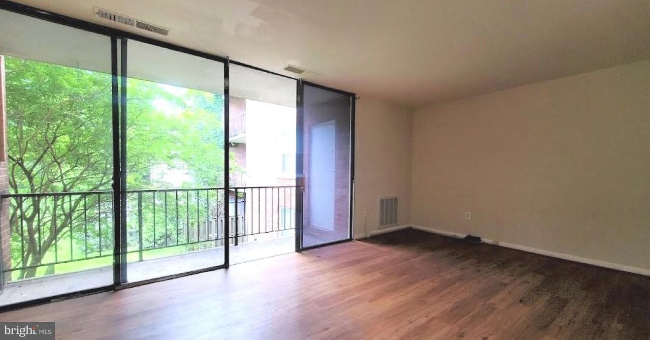 778 Quince Orchard Blvd Apt 102 #102 - Photo 3 of 23