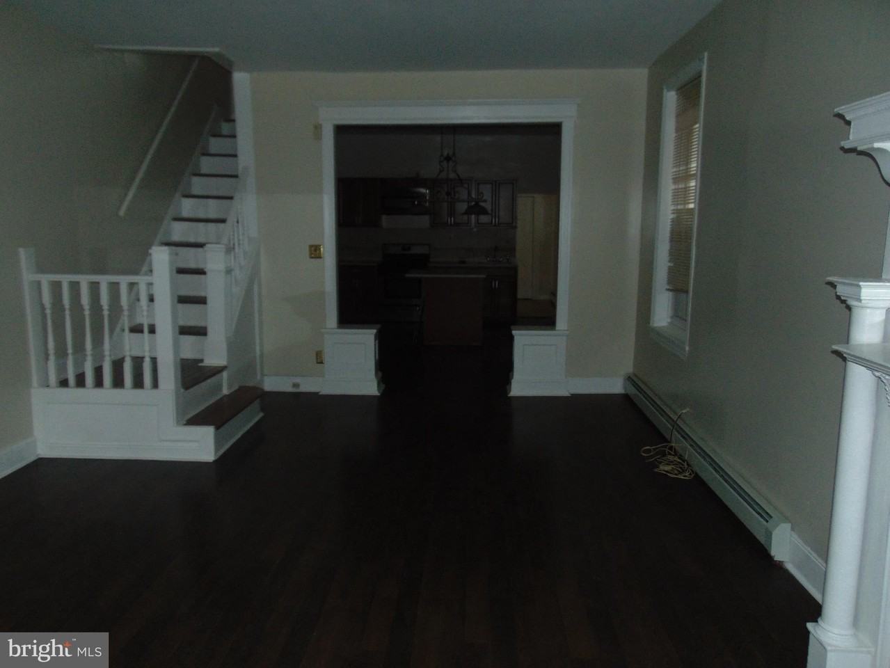 712 S 5th St - Photo 5 of 15