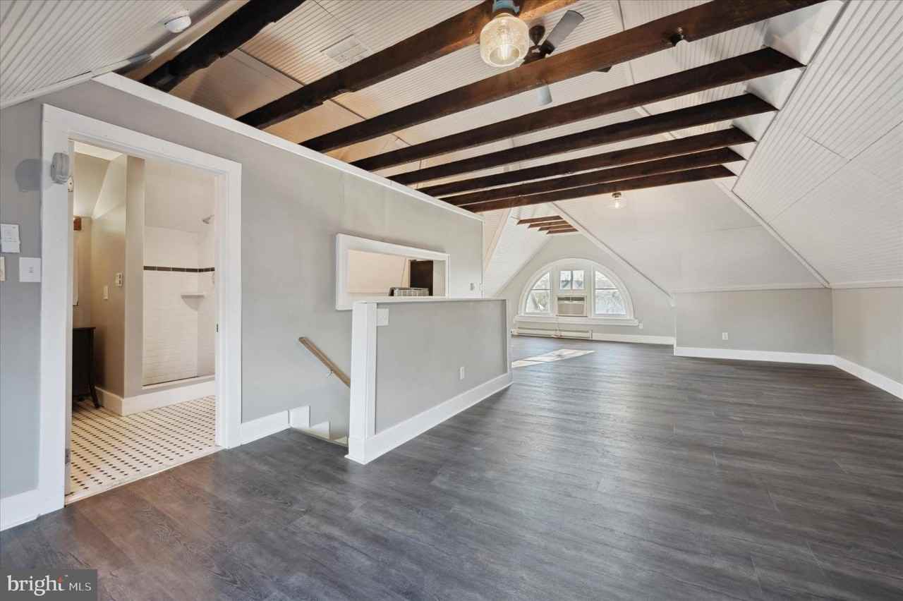 13 W Hinckley Ave Unit 3 #3 - Photo 3 of 15