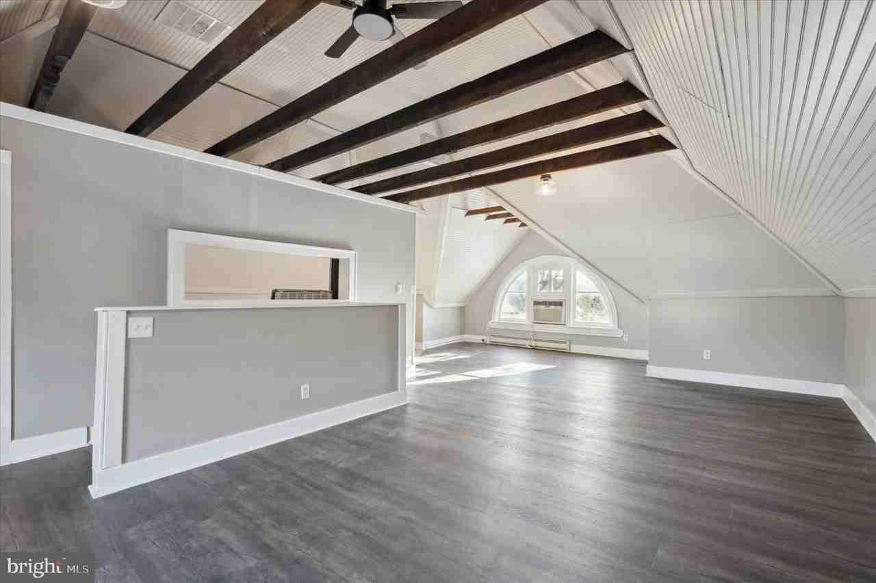 13 W Hinckley Ave Unit 3 #3 - Photo 5 of 15