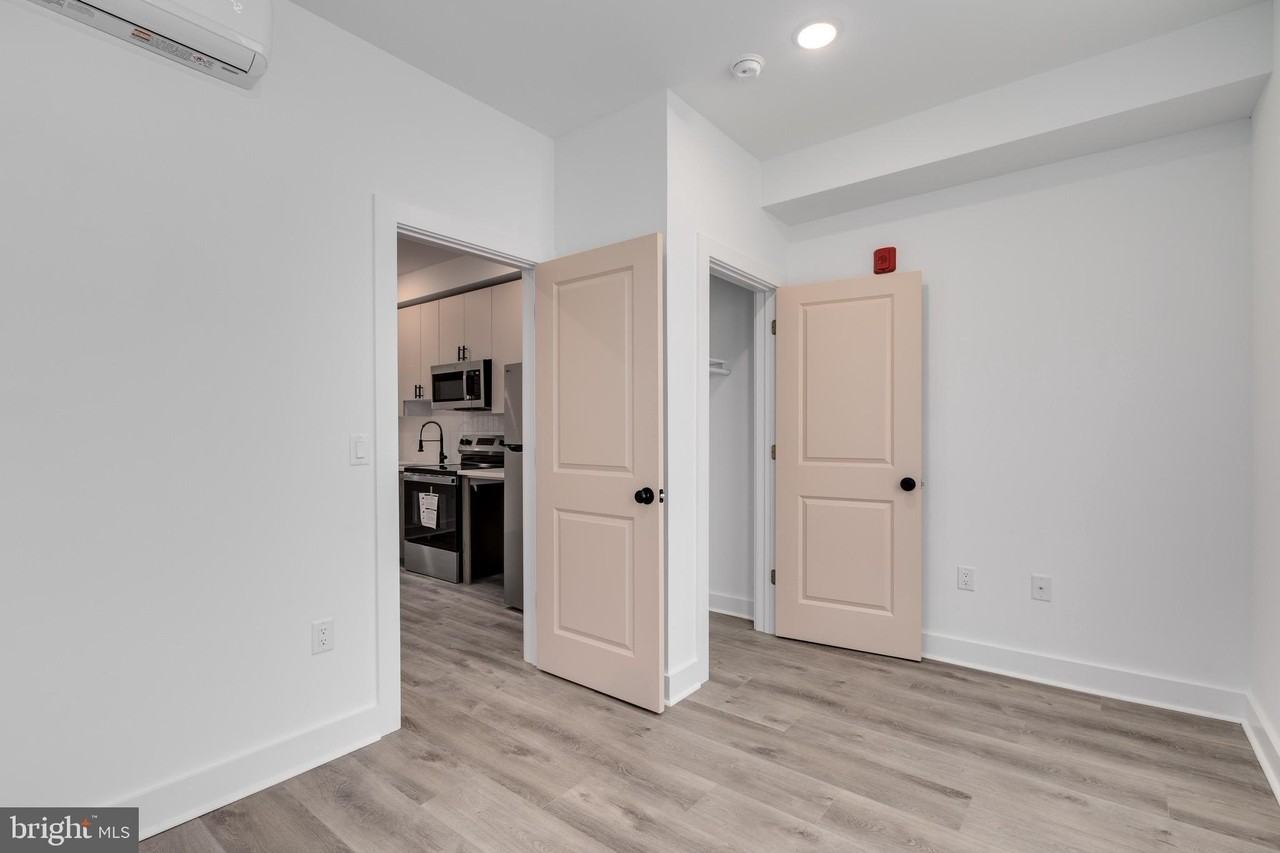 715 W Cumberland St #6