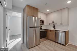 featured image of 715 W Cumberland St #A