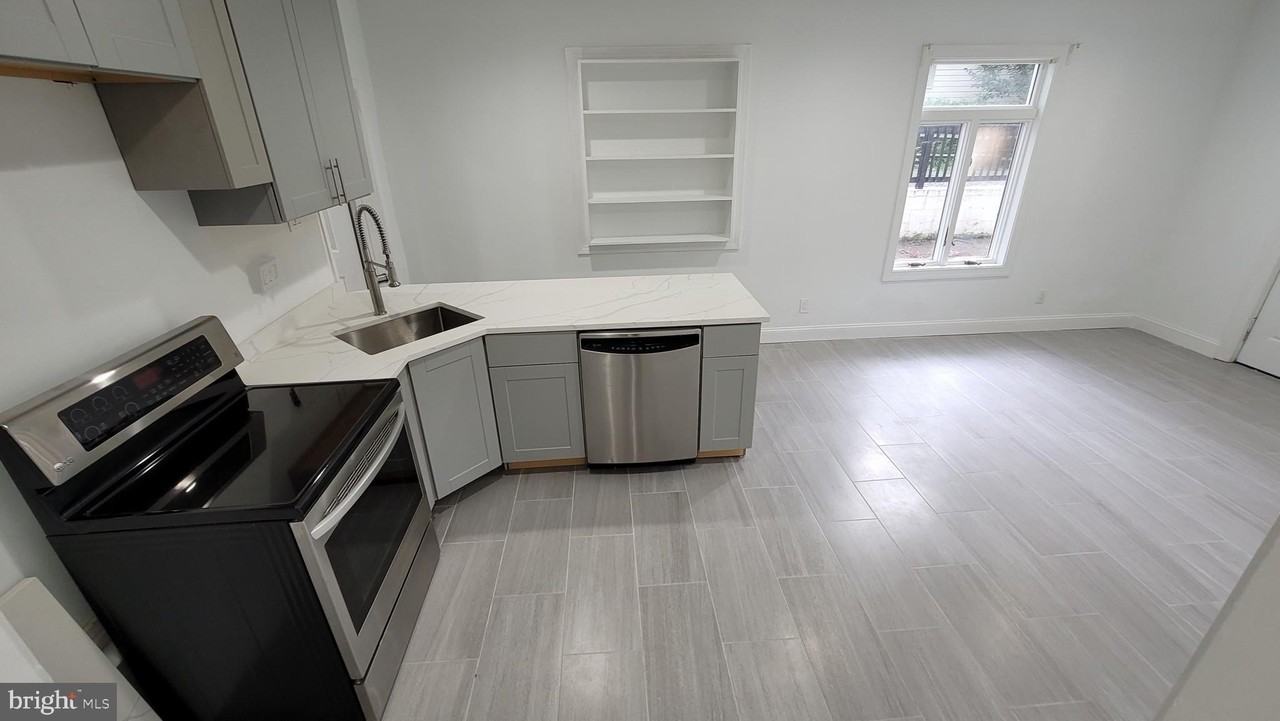 5805 26th St N Unit 1 #1 - Photo 7 of 50