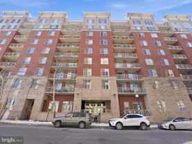 820 N Pollard St Apt 910 #910 - Photo 1 of 1