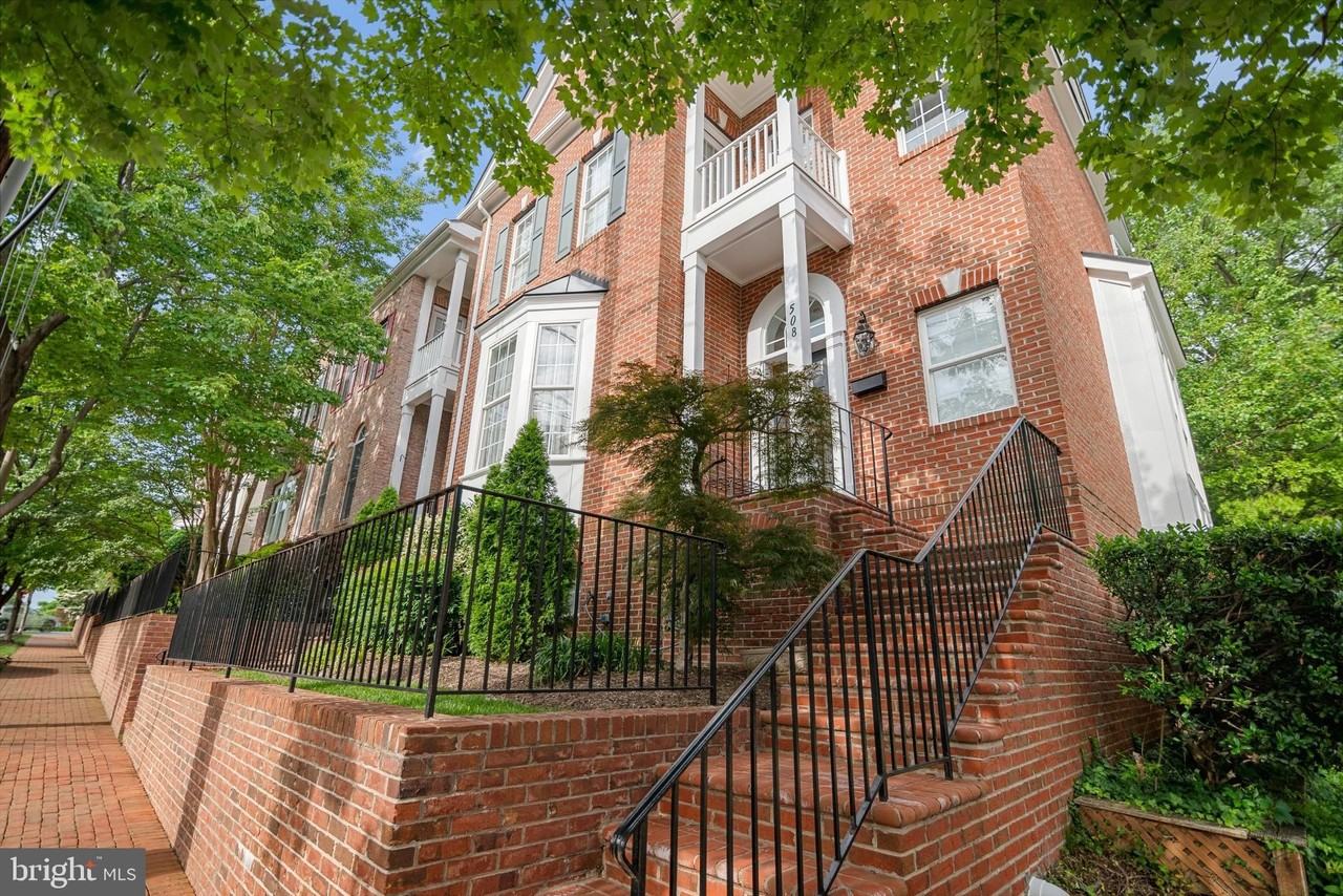 508 S Fayette St - Photo 2 of 46