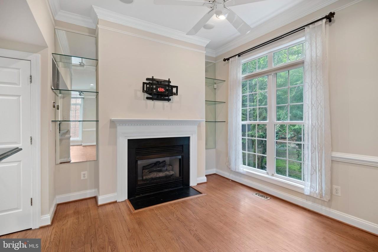 508 S Fayette St - Photo 7 of 46