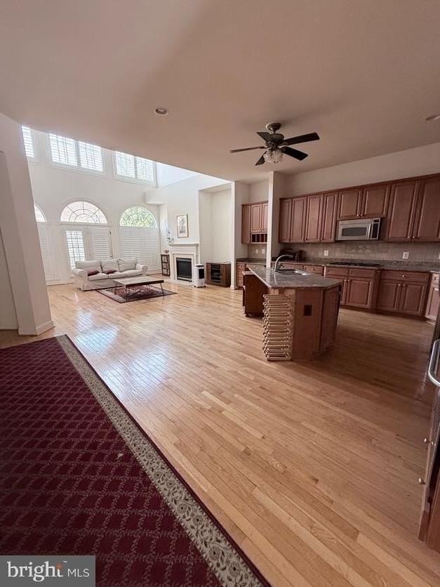 12739 Lady Somerset Ln - Photo 2 of 32