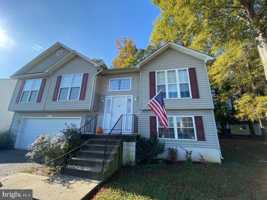 featured image of 10110 Heriot Row Ct