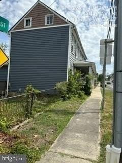 201 N Mary St - Photo 5 of 5