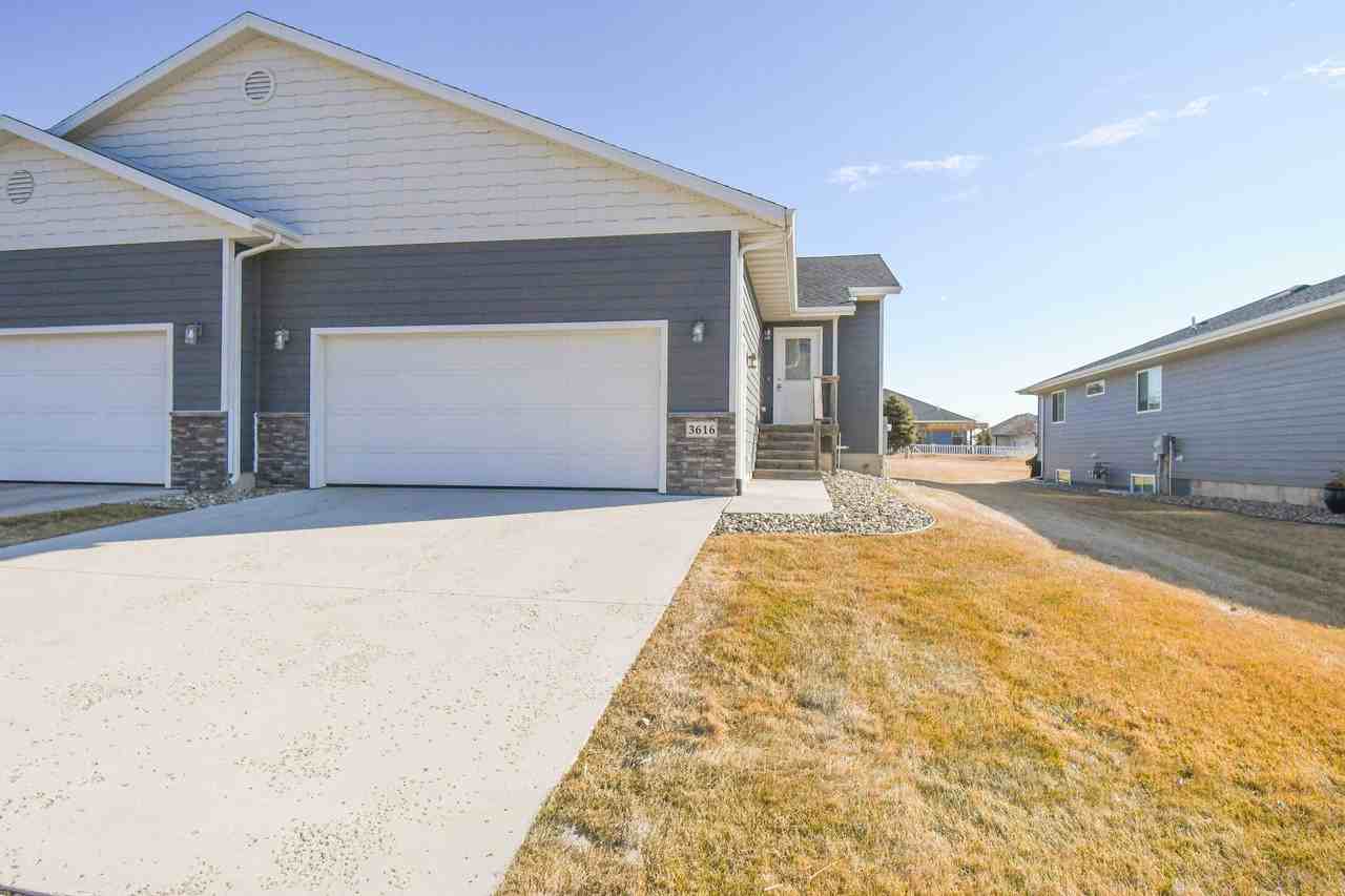 3616 S Outfield Cir - Photo 3 of 50