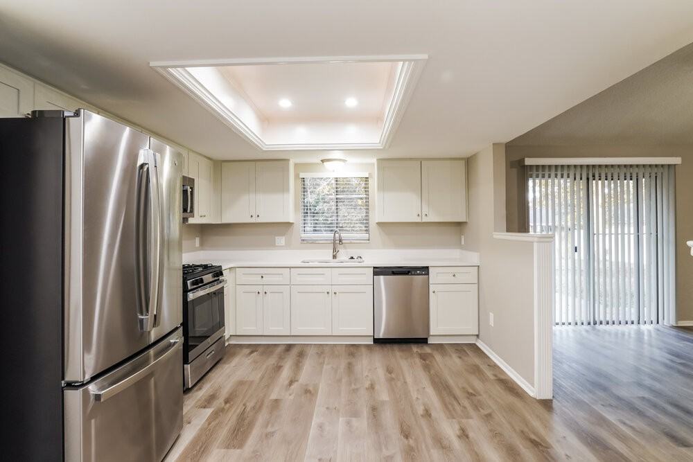 1304 Sterling Oaks Dr - Photo 6 of 20