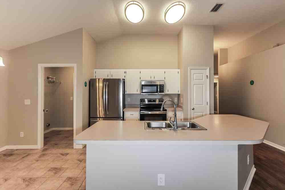 4021 Quail Briar Dr - Photo 6 of 16