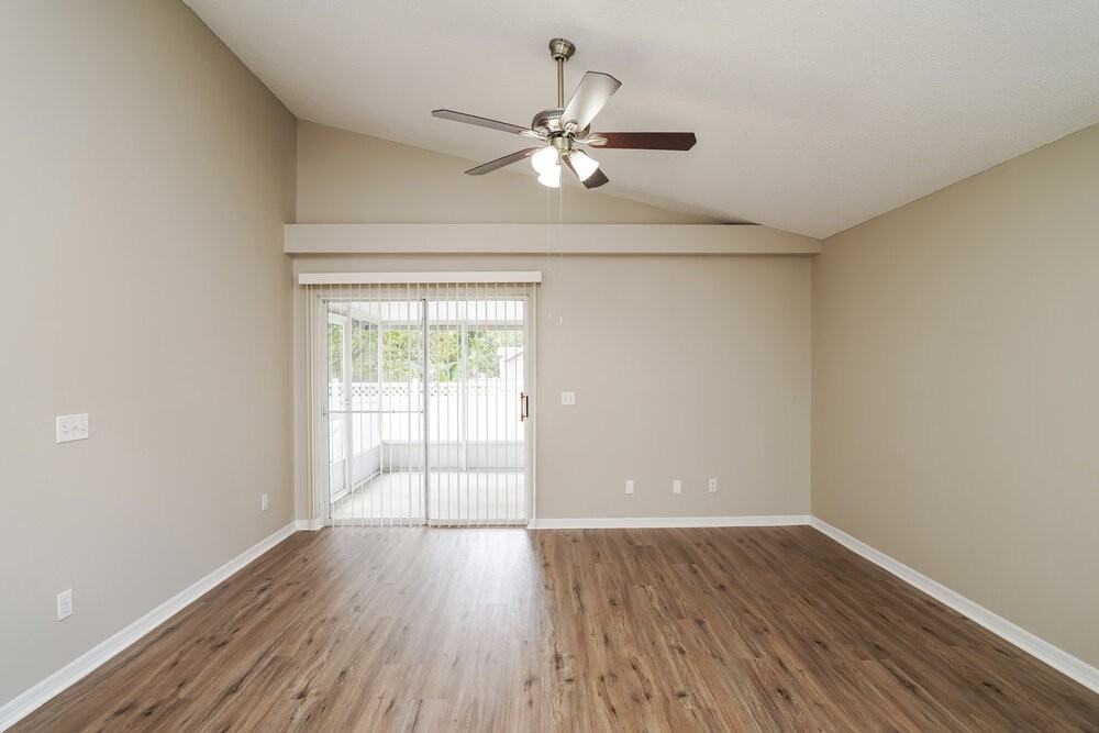 2216 Donegan Pl - Photo 4 of 19