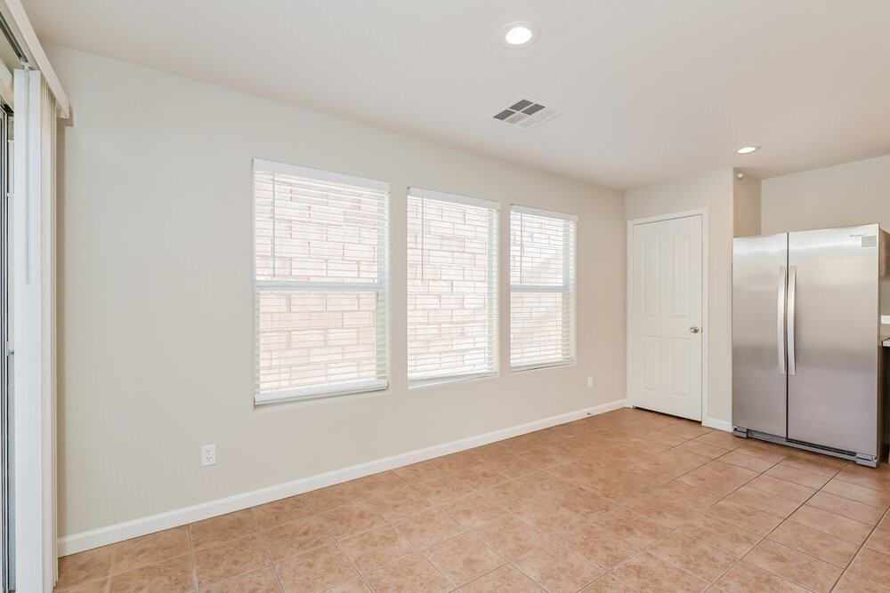 59 Jewel Mine Ave - Photo 7 of 17