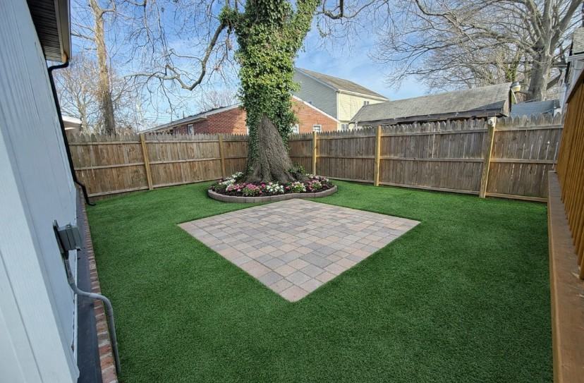 621 44th St - Photo 6 of 10