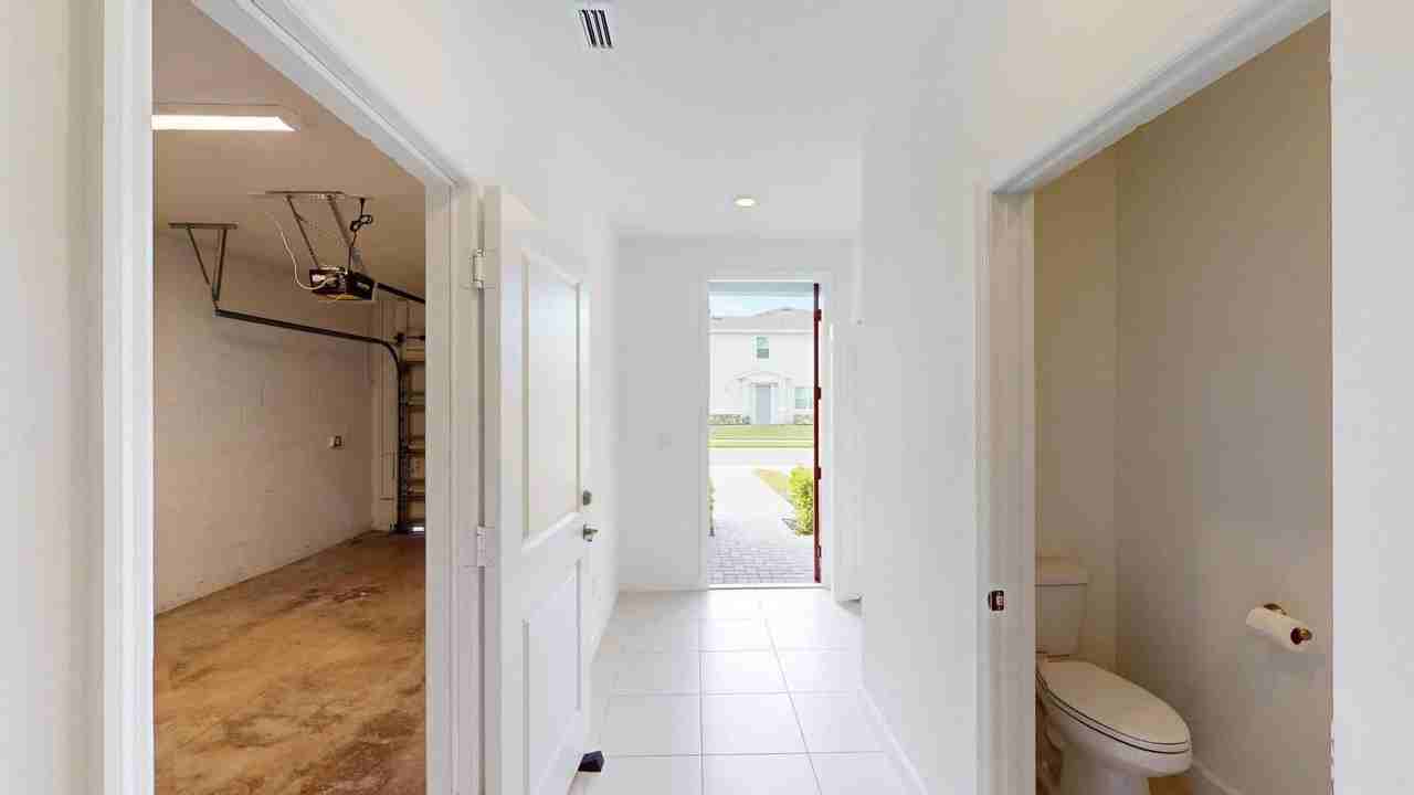 Hollister Ave - Photo 2 of 17