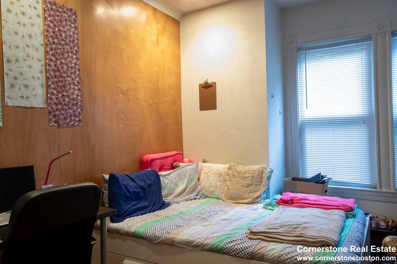 145 Calumet St #2 - Photo 6 of 15