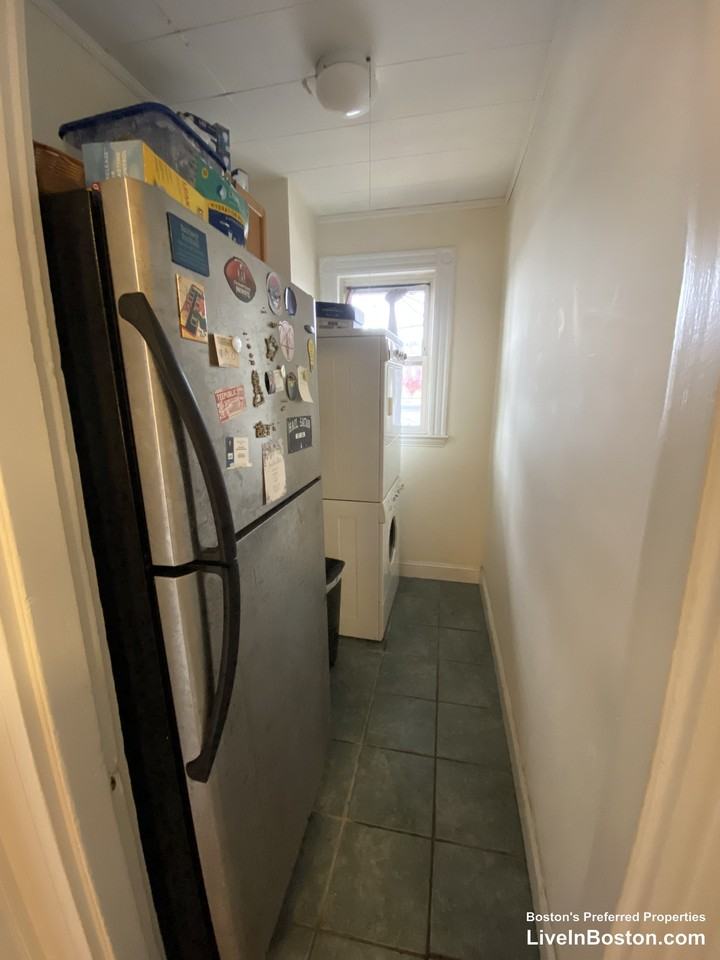 6 Parker Hill Ter #1 - Photo 4 of 11